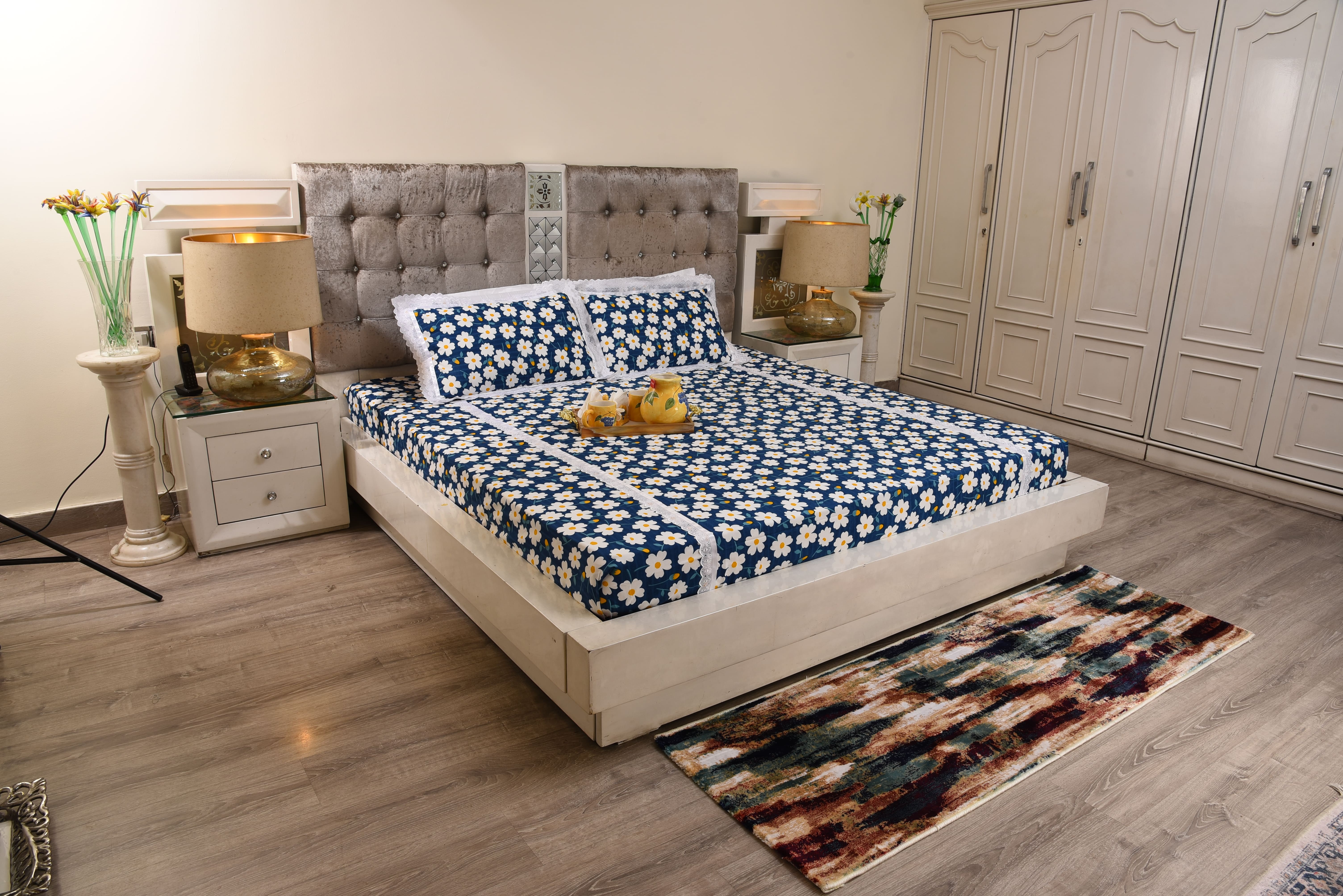 Midnight Daisy Bedsheet