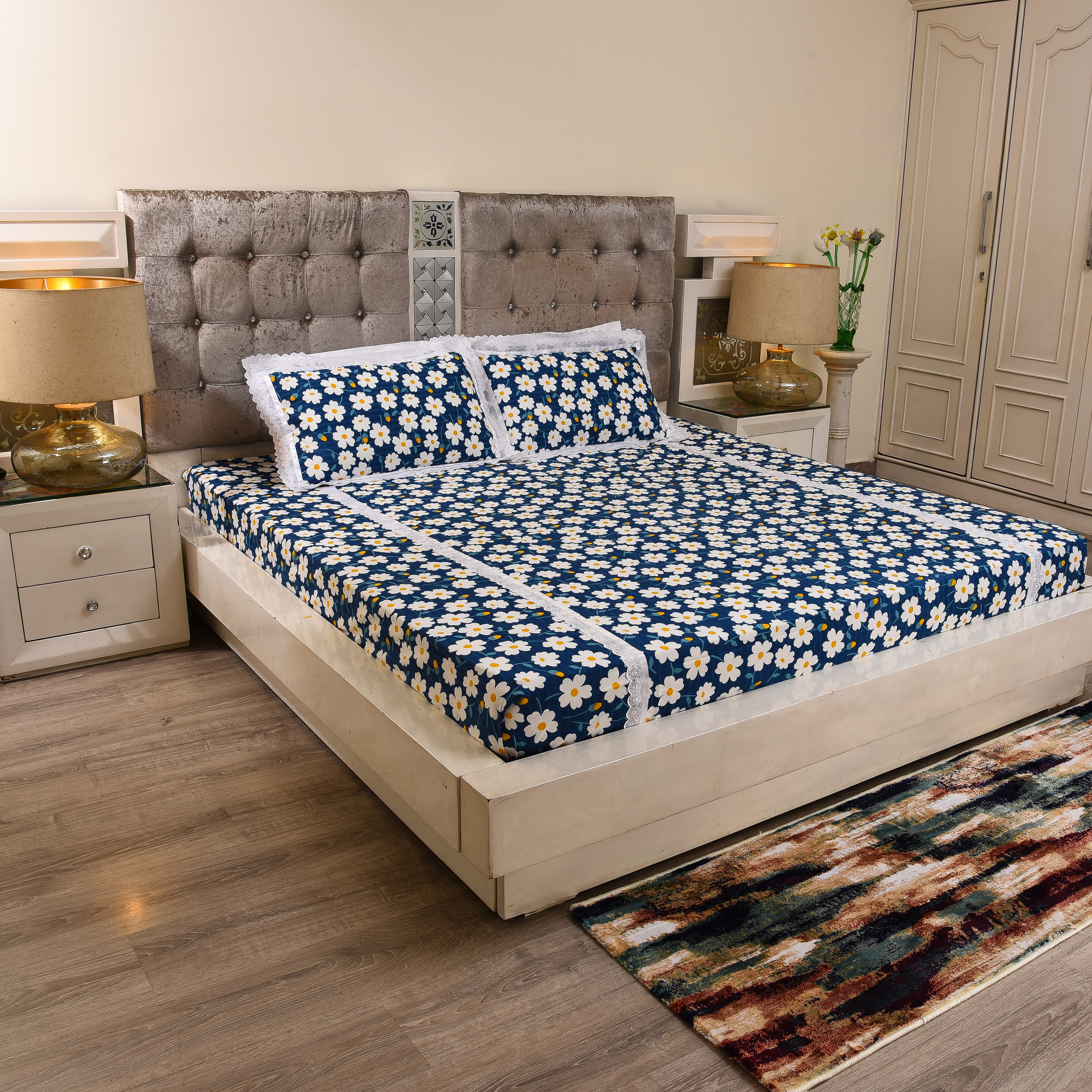 Midnight Daisy Bedsheet