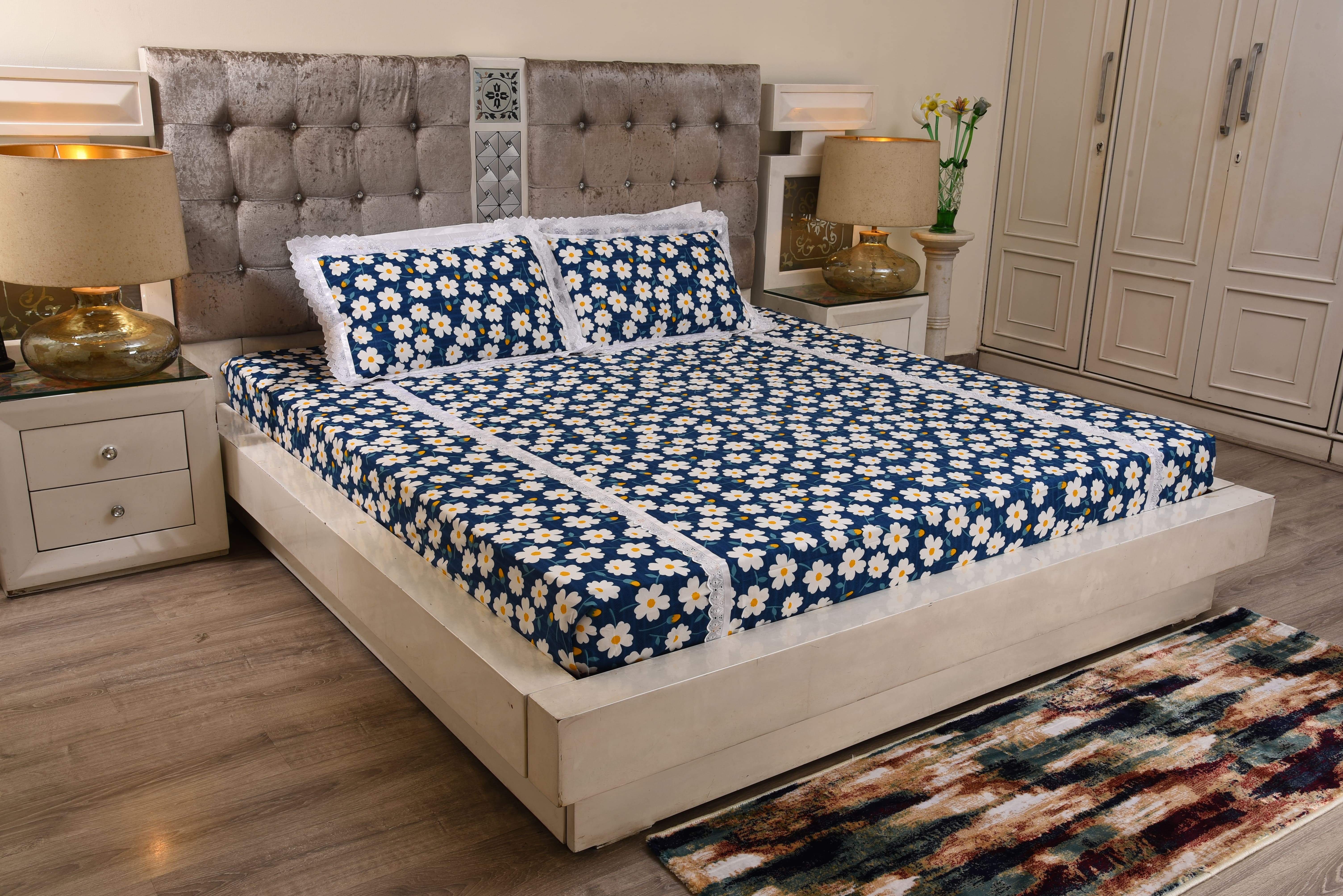 Midnight Daisy Bedsheet
