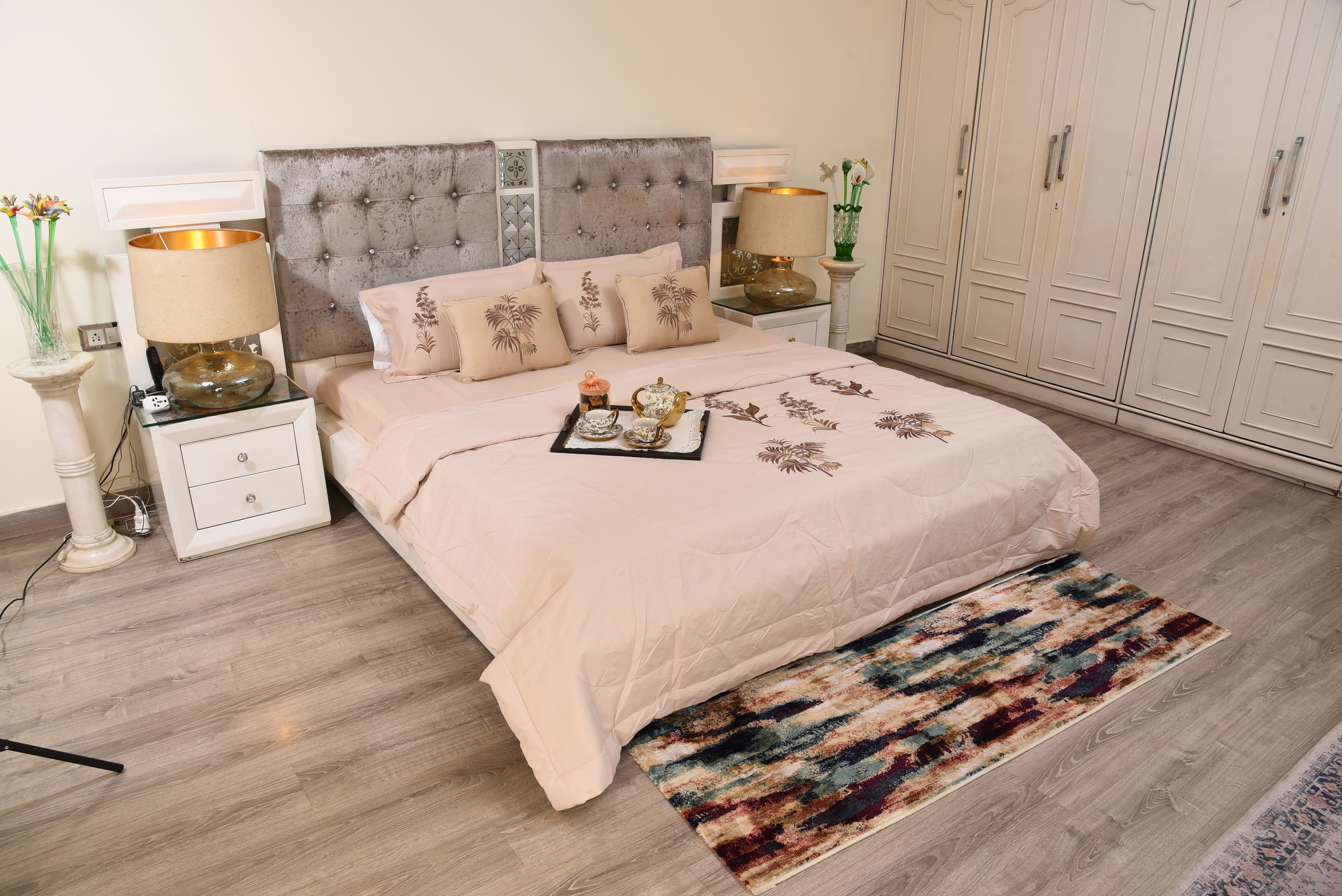 Ivory Palm Haven Bedsheet