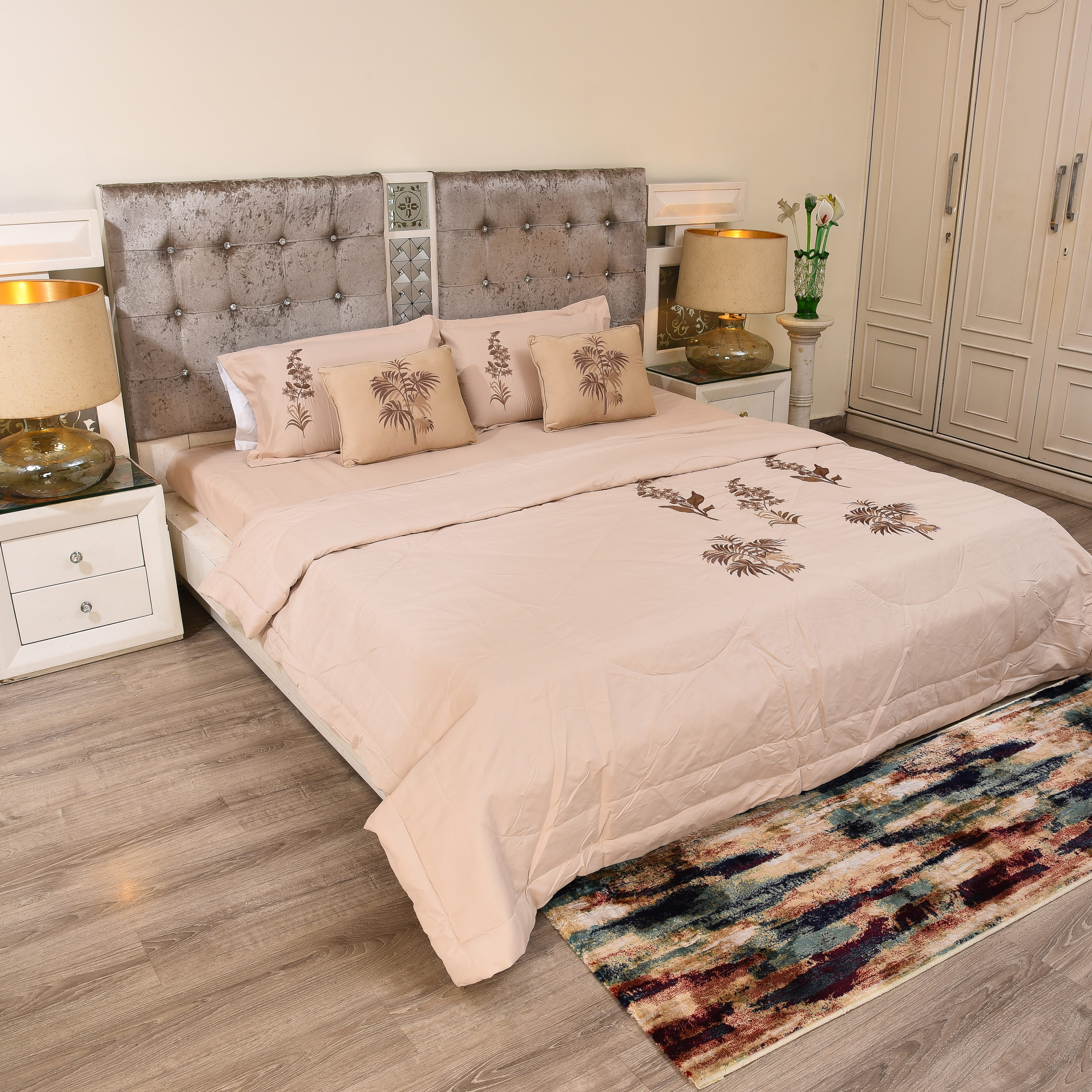 Ivory Palm Haven Bedsheet