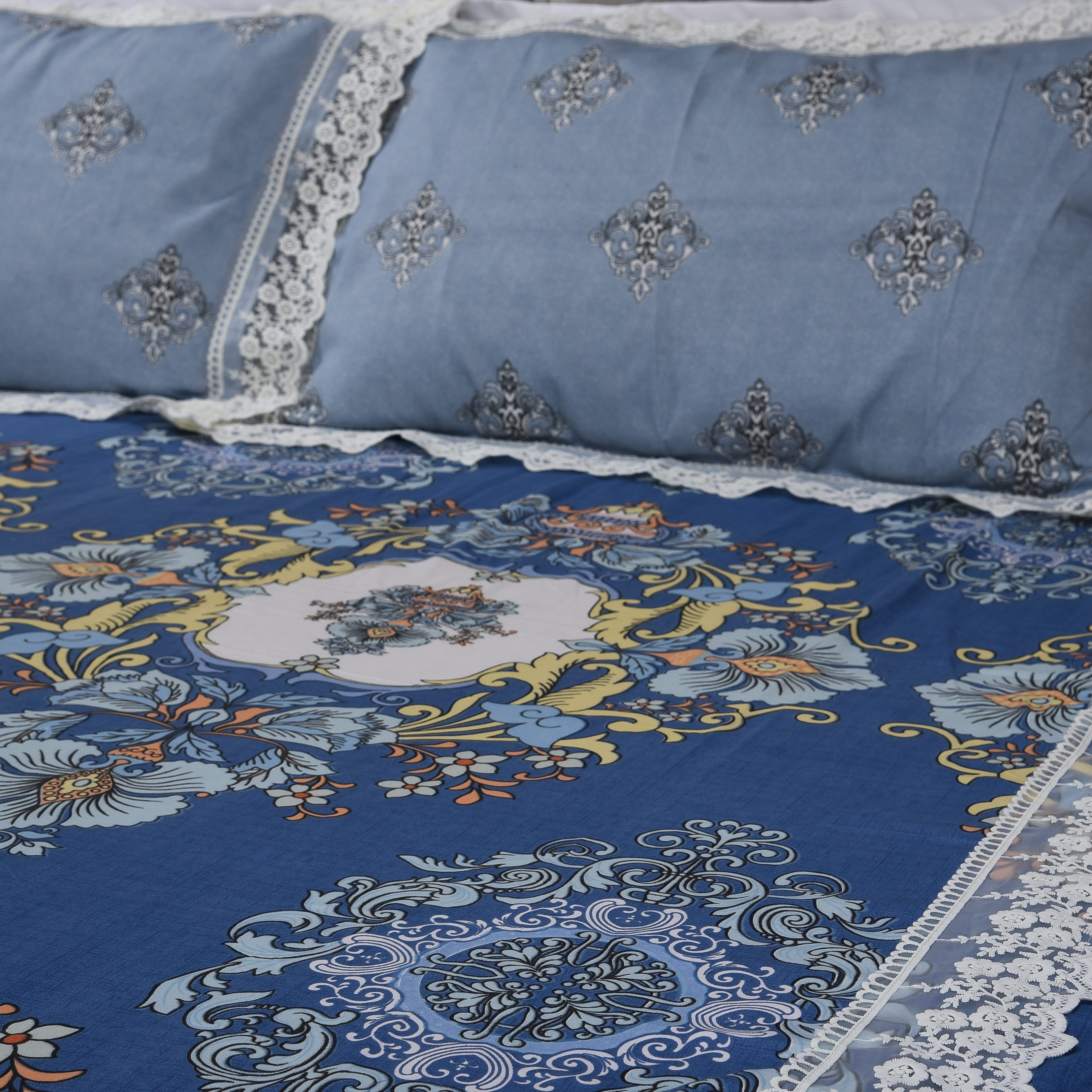 ROYAL BLUE ORNAMENTAL BEDSHEET